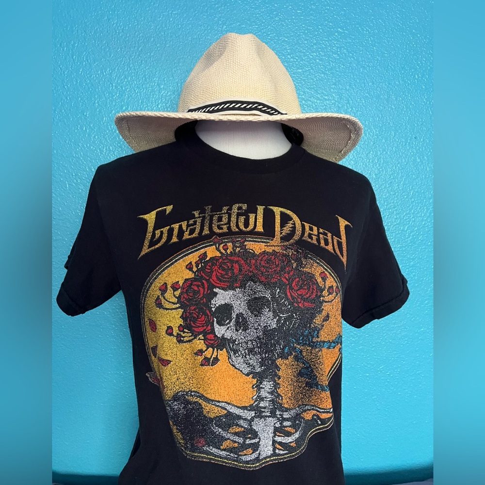 Vintage Grateful Dead Bertha Skull & Roses Black T-shirt Women's Size XS - Picture 1 of 2